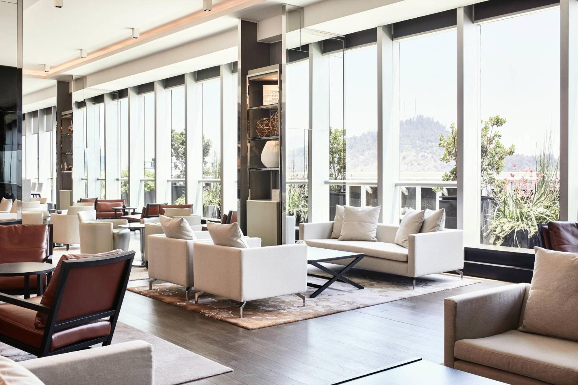 Ac Hotel By Marriott Santiago Cenco Costanera Exteriör bild
