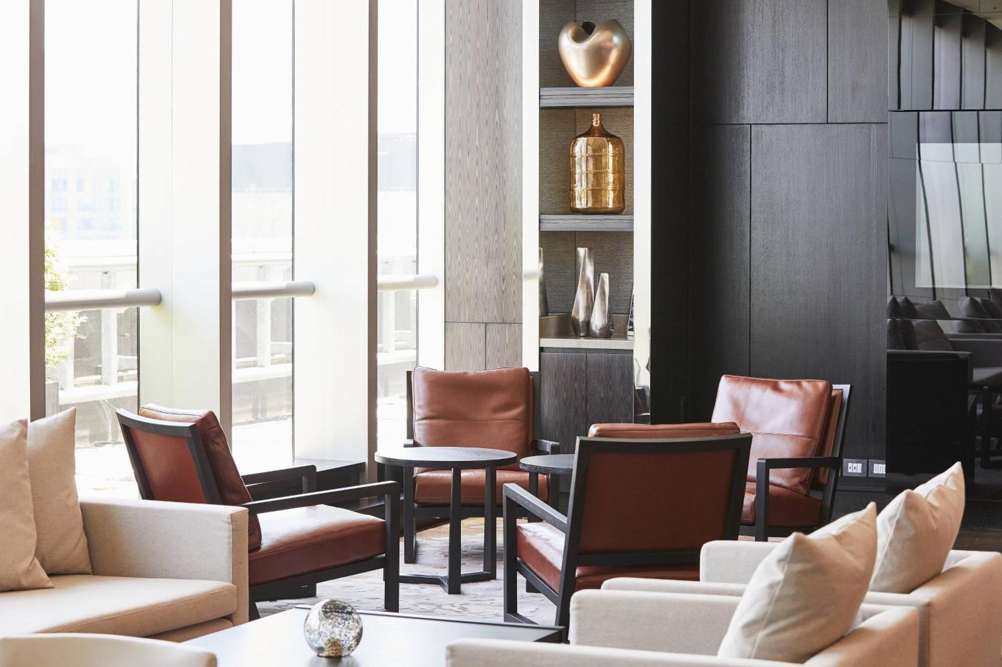 Ac Hotel By Marriott Santiago Cenco Costanera Exteriör bild